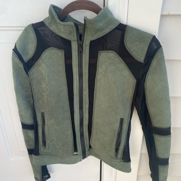 Electric yoga jacket - Picture 4 of 6